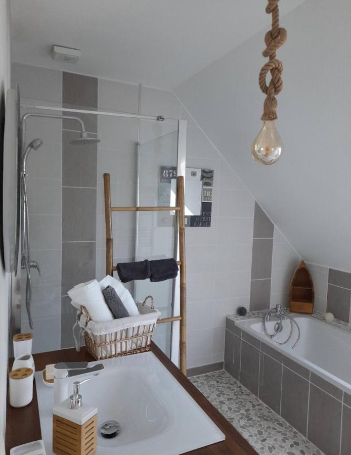 Celtine Bed & Breakfast Tréffiagat Exterior foto